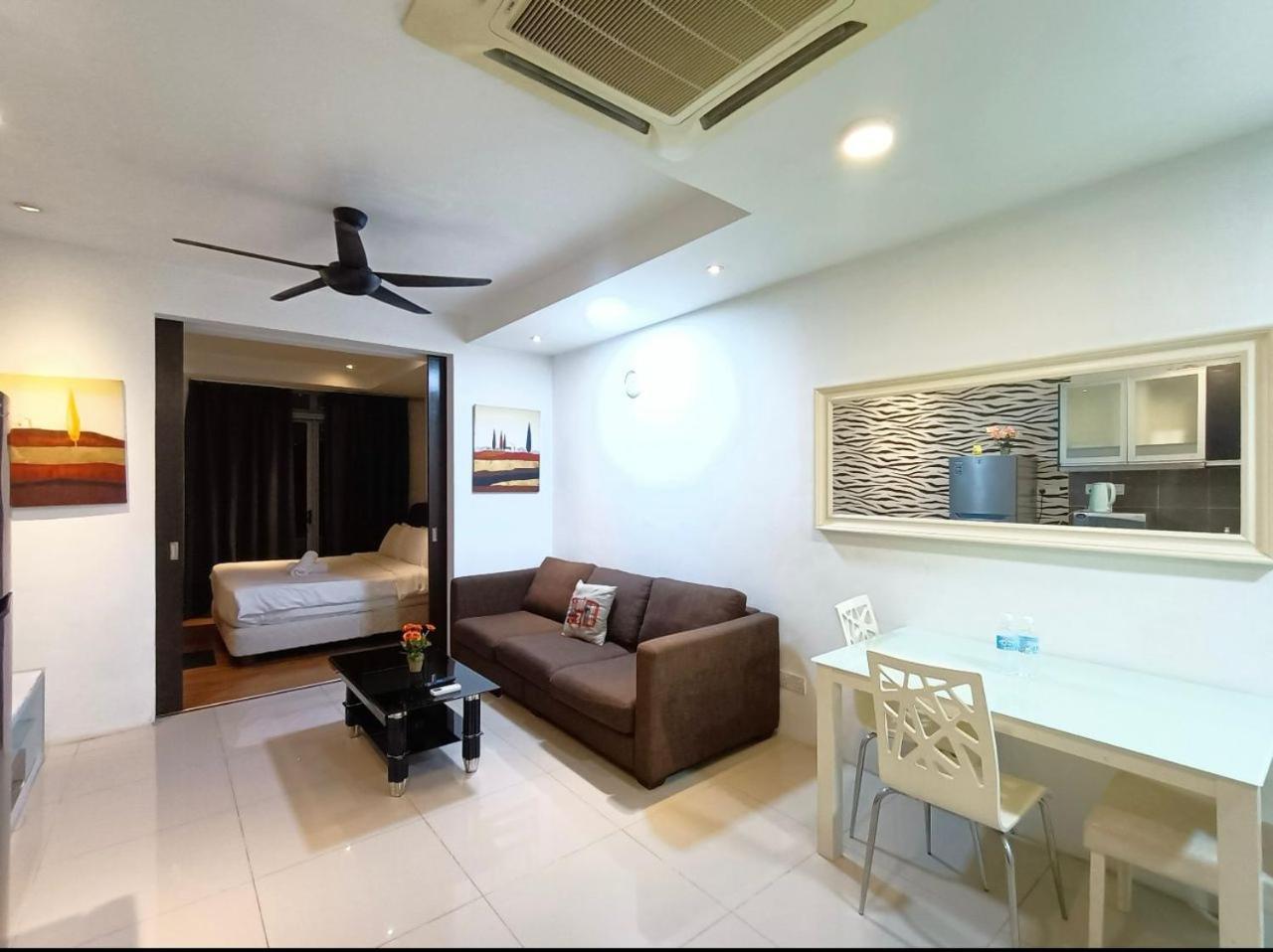 Taragon Service Apartment クアラルンプール エクステリア 写真